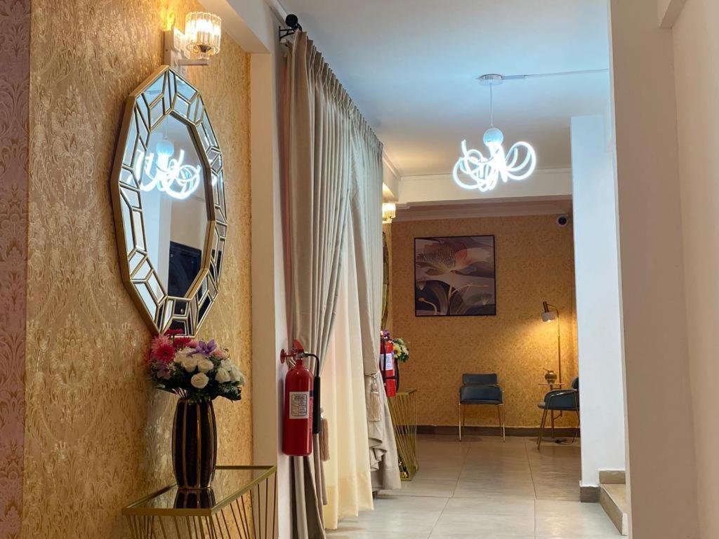 Milton Avenue Suites Accra Esterno foto