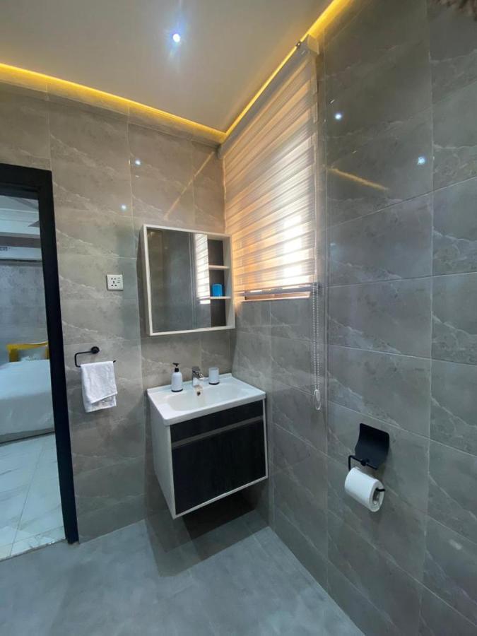 Milton Avenue Suites Accra Esterno foto